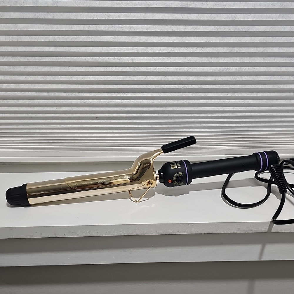 Hot Tools Curling Iron